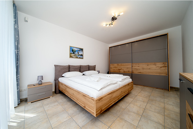 Ferienwohnung in Börgerende - Appartement 1 - Familiensuite - Doppelbett, 1,80m breit