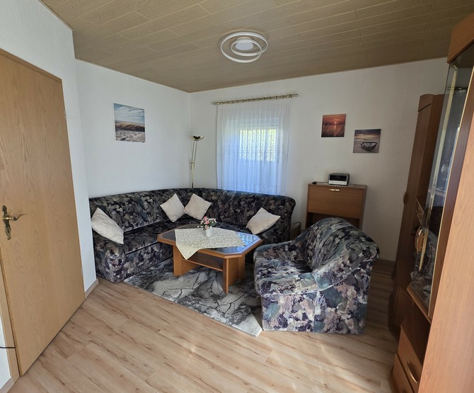 Ferienhaus in Kühlungsborn - Höppner, Joachim - Wohnbereich mit gemütlichem Ecksofa