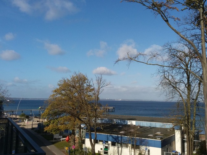 Ferienwohnung in Niendorf/Ostsee - Residenz Niendorf mit Meerblick - Blick vom Balkon