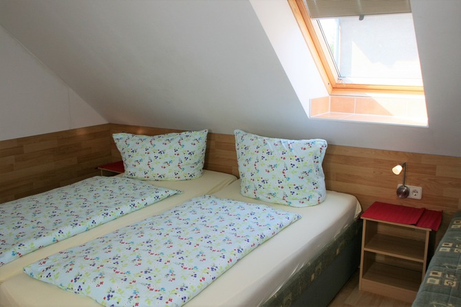 Ferienwohnung in Rerik - Ankerplatz - großes Schlafzimmer im Dachgeschoss