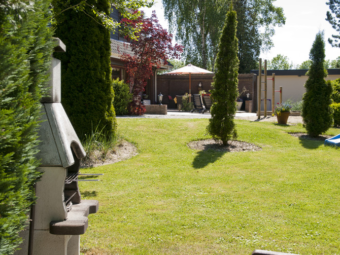 Ferienhaus in Harmsdorf - Traumgarten - Bild 18