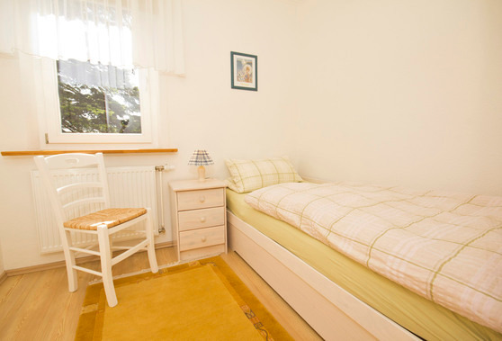 Ferienwohnung in Rettin - Ferienhof Hansen Lachmöwe - Kinderzimmer mit Einzelbett