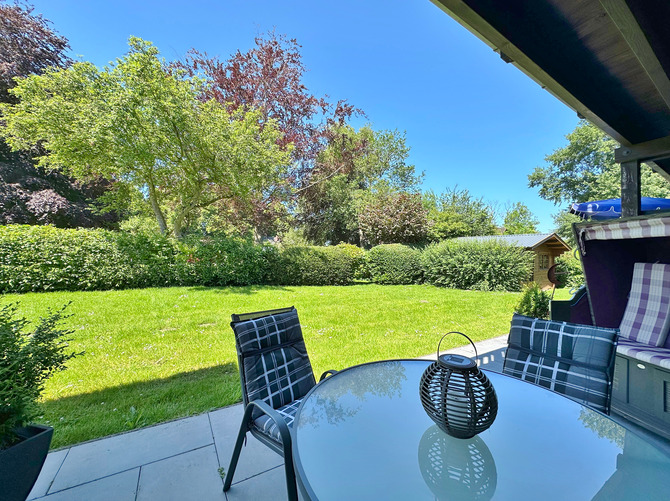 Ferienwohnung in Schönhagen - FerienWohnung Perlentaucher -  - Blick in den Garten
