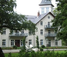 Jagdschloss zu Hohen Niendorf/ bei Kühlungsborn