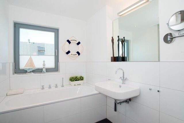 Ferienwohnung in Heiligenhafen - Ostsee - Maisonette - Appartement Nr. 54 "Marina-Blick" im Strand Resort - Bild 16