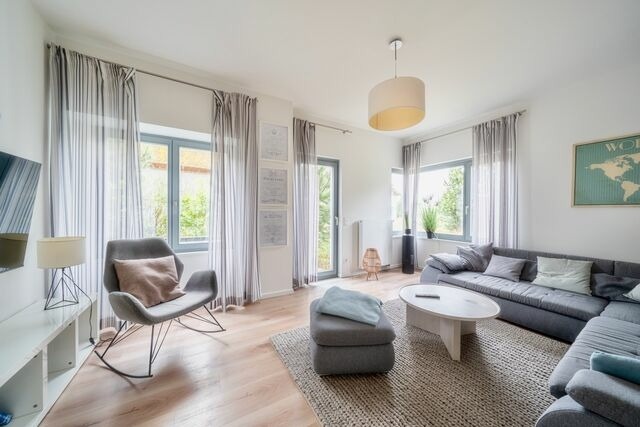 Ferienhaus in Heiligenhafen - Ostsee - Reetdachhaus Nr. 12 "Strandläufer" im Strand Resort - Bild 2