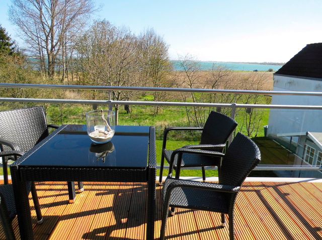 Ferienwohnung in Heiligenhafen - LANDHAUS AM SUND im OG - Bild 6