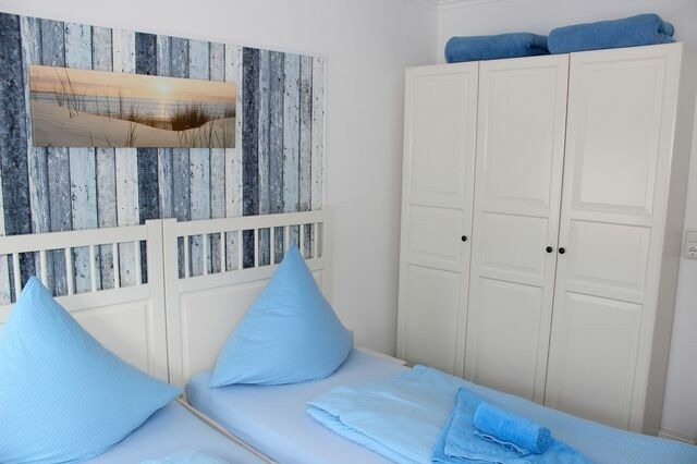 Ferienwohnung in Heiligenhafen - LANDHAUS AM HAFEN im OG - Bild 10