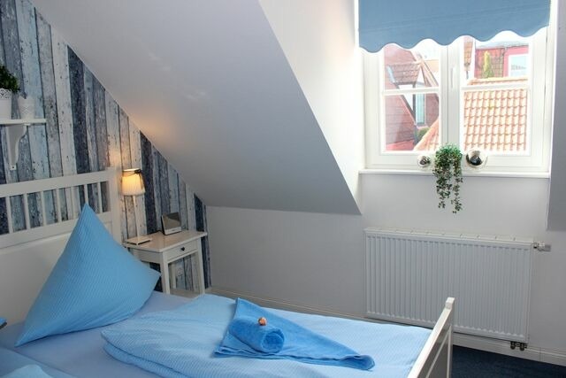 Ferienwohnung in Heiligenhafen - LANDHAUS AM HAFEN im OG - Bild 15