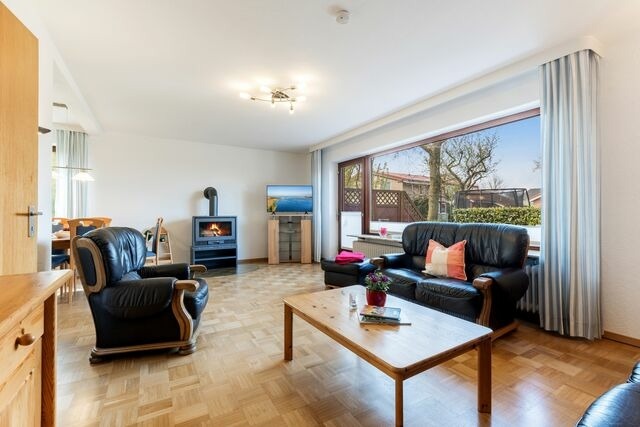 Ferienhaus in Fehmarn OT Wenkendorf - "Ferienhof Hinz" - Landhaus Utspann - Bild 2