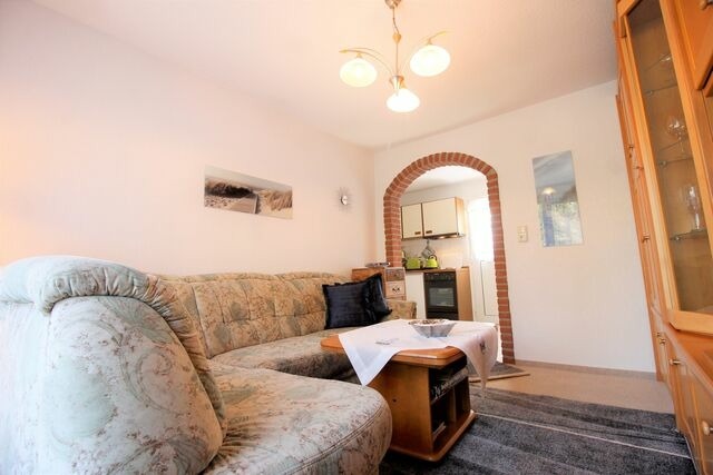 Ferienwohnung in Cismar - Haus am Kojenteich - Whg. 2 - Klosterdorf Cismar - gepflegte Wohnung auf idyllischem Seegrundstück - Bild 4