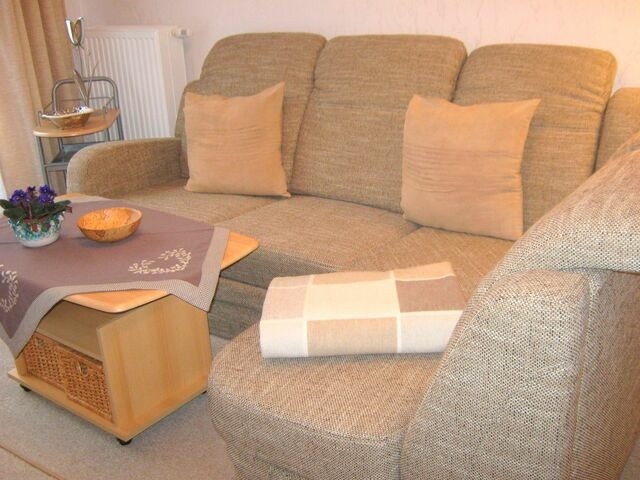 Ferienwohnung in Cismar - Haus am Kojenteich - Whg. 1 - Klosterdorf Cismar - gepflegte Wohnung auf idyllischem Seegrundstück - Bild 2