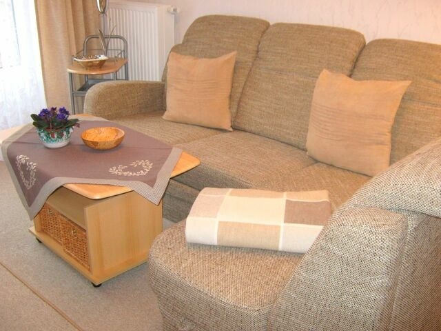 Ferienwohnung in Cismar - Haus am Kojenteich - Whg. 1 - Klosterdorf Cismar - gepflegte Wohnung auf idyllischem Seegrundstück - Bild 3