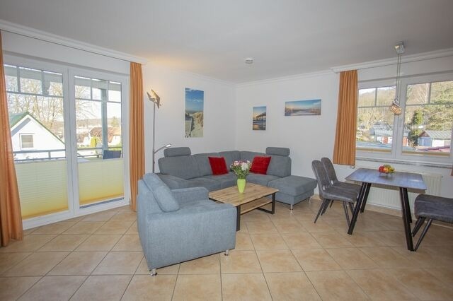 Ferienwohnung in Sellin - Ferienhaus zum Südstrand App. 4 - Bild 2