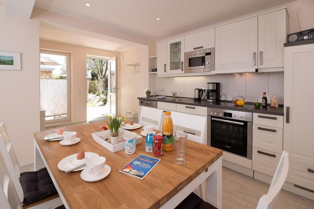 Ferienwohnung in Grömitz - D2 - Haus Dünenpark Königsberger Allee 12 - FERIENDOMIZIL HOLLICH - Bild 2