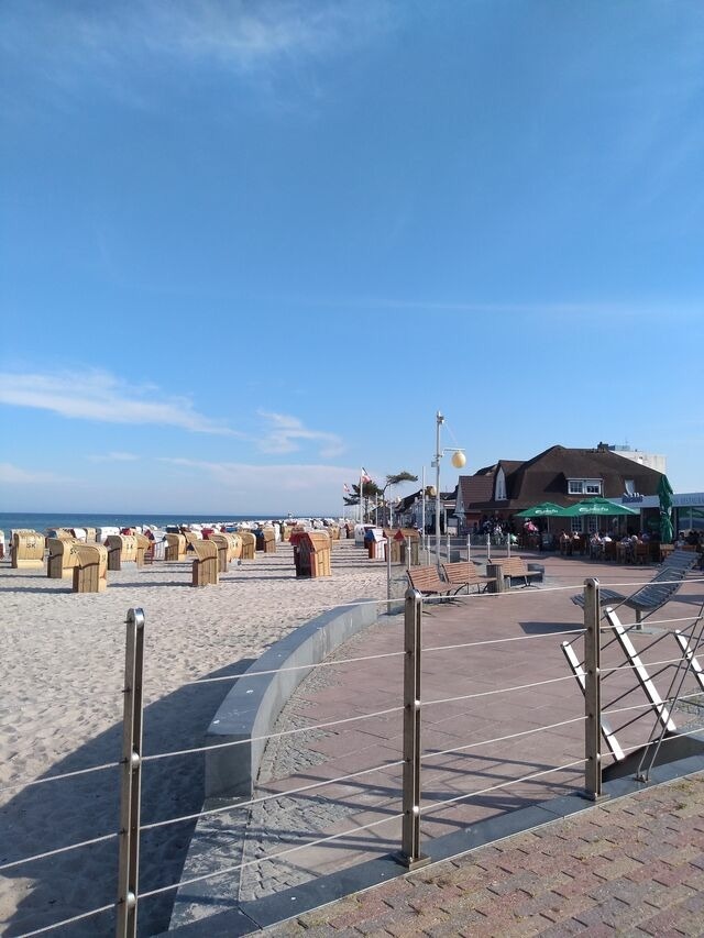 Ferienwohnung in Dahme - Haus Sandra Fewo 8, Box-Betten, 1. Stock, Terrasse mit Strandkorb - Bild 24