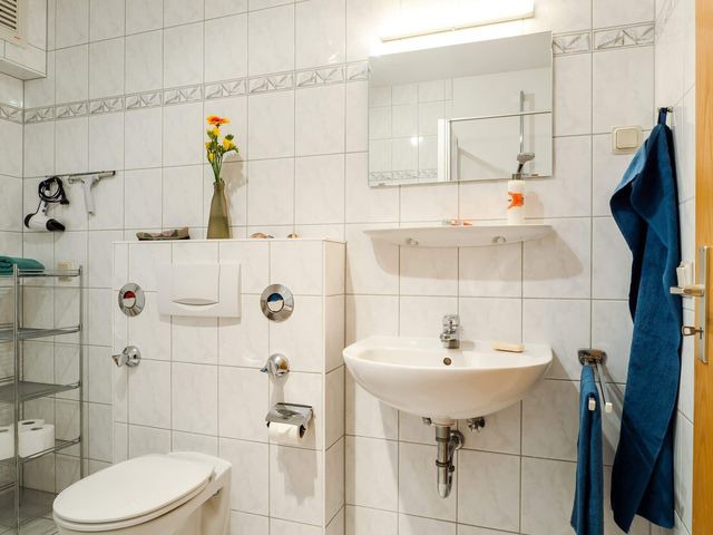 Ferienwohnung in Ostseeheilbad Zingst - Birkenstraße 6 Haus I Whg 1 - Bild 11