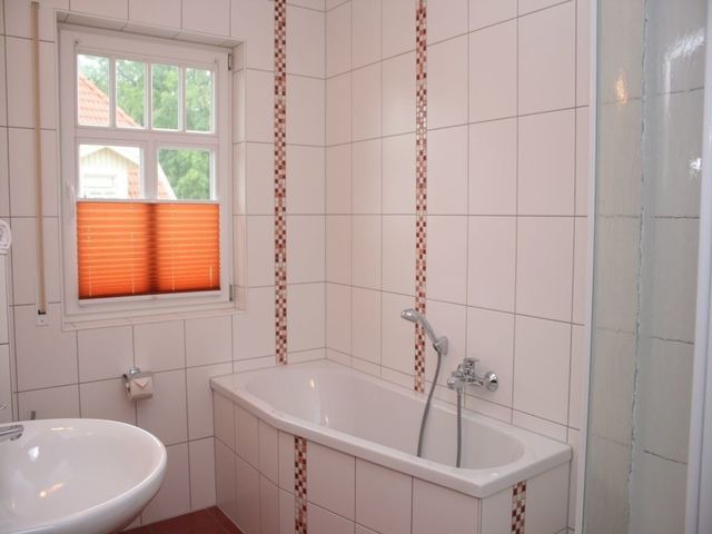 Ferienhaus in Ostseeheilbad Zingst - Gödeke Michels 1 - Bild 10