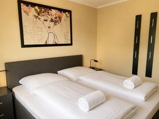 Ferienwohnung in K&uuml;hlungsborn - 9987- Urlaubstr&auml;ume Am Meer, WE 3.4 Strandkorb auf der Terrasse - Bild 8