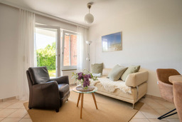 Unter den Linden 3 | Erdgeschoss mit neuem Bad