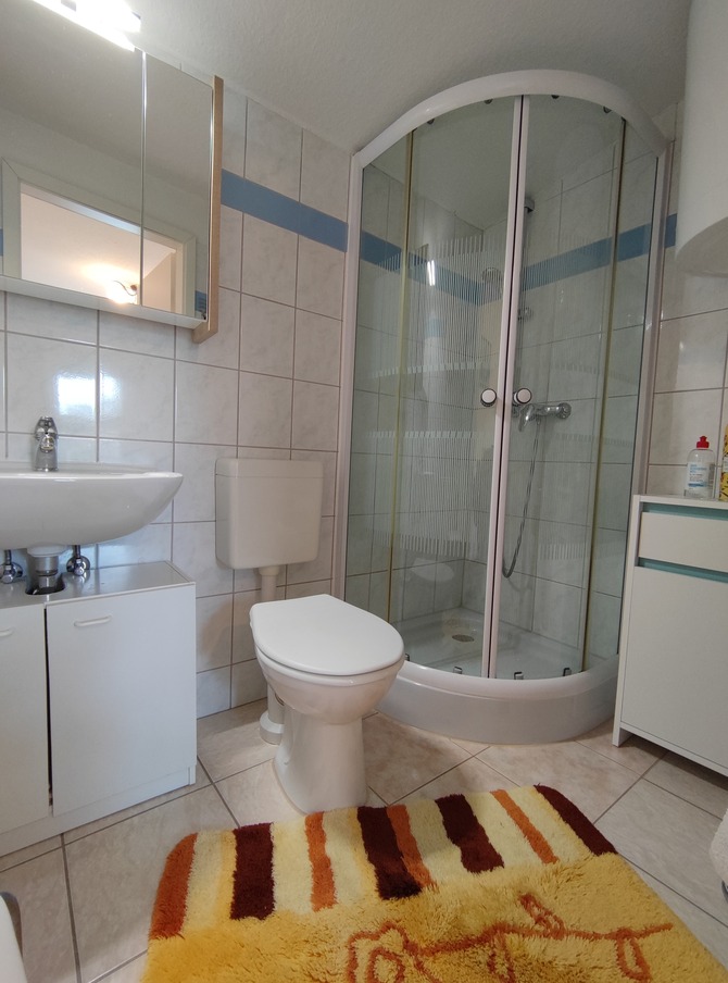Ferienwohnung in Ahlbeck - FeWo Haus Alma - Badezimmer mit Dusche