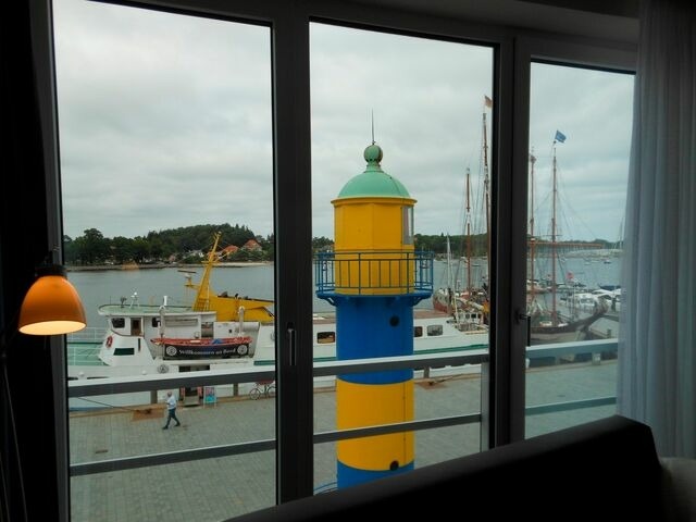 Ferienwohnung in Eckernförde - Apartment 20, Blickrichtung Binnenhafen West/Innenstadt - Bild 10