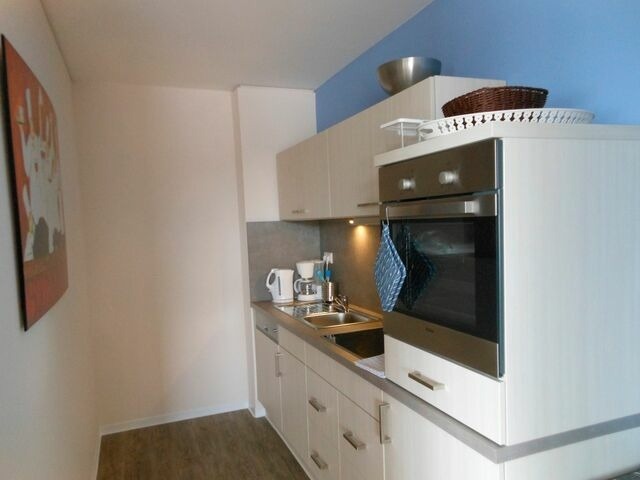 Ferienwohnung in Eckernförde - Apartment 20, Blickrichtung Binnenhafen West/Innenstadt - Bild 12