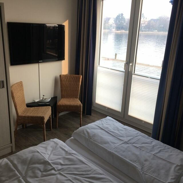 Ferienwohnung in Eckernf&ouml;rde - Apartment 10 - "Borbyblick" - Blickrichtung Hafen und offene See - Bild 14