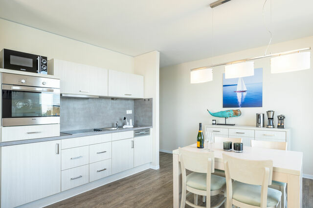 Ferienwohnung in Eckernförde - Apartment 41 "Seeblick" Blickrichtung offene See / Binnenhafen Nord - Bild 14