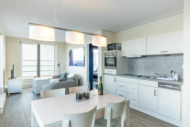 Ferienwohnung in Eckernförde - Apartment 41 "Seeblick" Blickrichtung offene See / Binnenhafen Nord - Bild 15