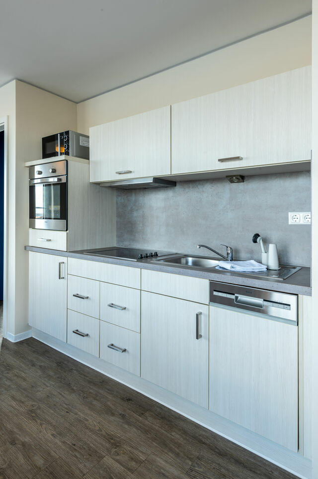 Ferienwohnung in Eckernförde - Apartment 41 "Seeblick" Blickrichtung offene See / Binnenhafen Nord - Bild 16