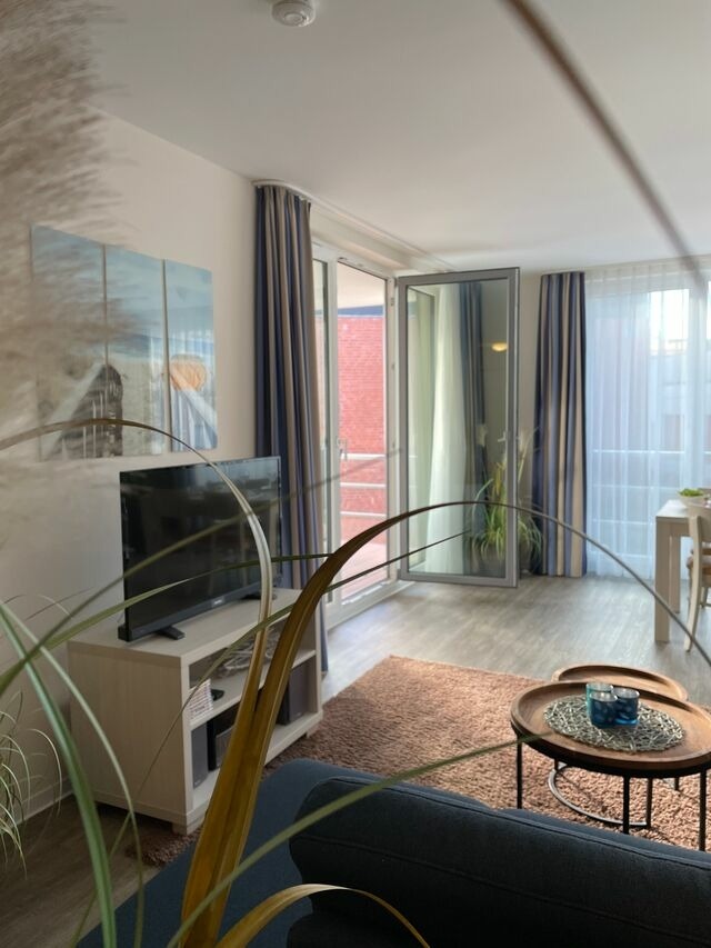 Ferienwohnung in Eckernförde - Apartment 16 "Seetaucher", Blickrichtung Strand/Offenes Meer - Bild 5