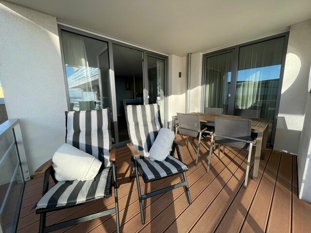 Ferienwohnung in Eckernförde - Apartment 16 "Seetaucher", Blickrichtung Strand/Offenes Meer - Bild 15