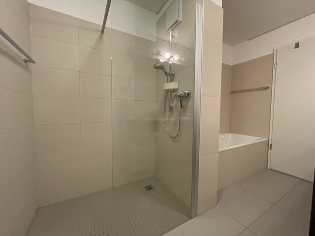 Ferienwohnung in Eckernförde - Apartment 16 "Seetaucher", Blickrichtung Strand/Offenes Meer - Bild 19