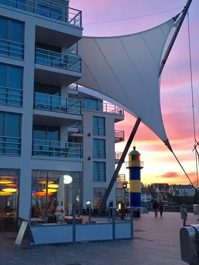 Ferienwohnung in Eckernf&ouml;rde - Apartment 3 - "Am Leuchtfeuer 3", Apartmenthaus Hafenspitze, Blickrichtung Strand/offene See - Bild 21