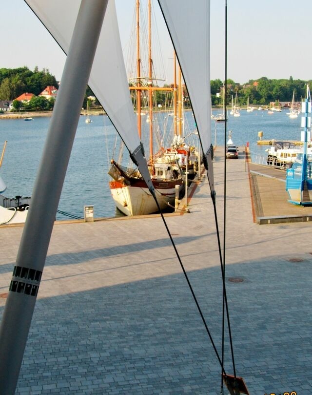 Ferienwohnung in Eckernförde - Apartment 12 - "Silbermöwe I" - Blickrichtung Yacht- und Binnenhafen/offenes Meer - Bild 17