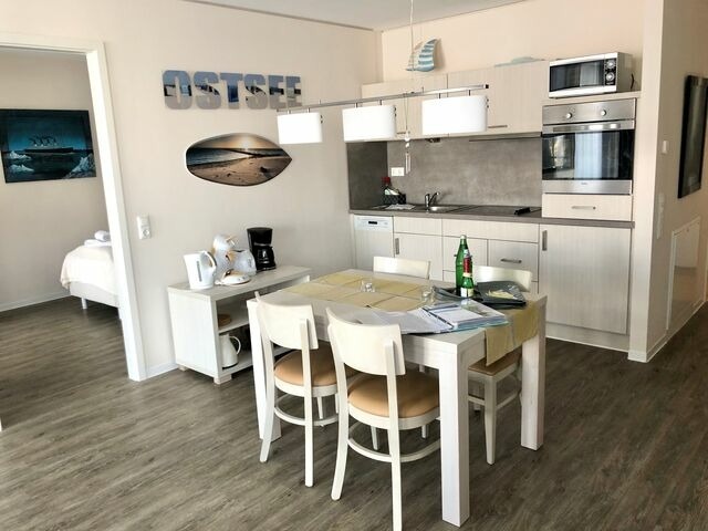 Ferienwohnung in Eckernf&ouml;rde - Apartment 8 "MEERZEIT" Blickrichtung Innenstadt / Binnenhafen West - Bild 11