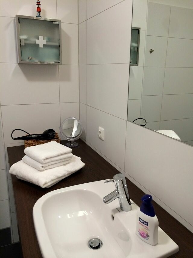 Ferienwohnung in Eckernf&ouml;rde - Apartment 8 "MEERZEIT" Blickrichtung Innenstadt / Binnenhafen West - Bild 18