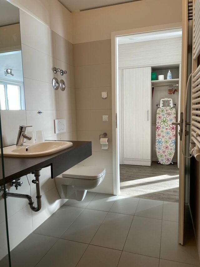 Ferienwohnung in Eckernförde - Apartment 4 - "MOIN MOIN" - Blickrichtung Offenes Meer/Strand - Bild 14