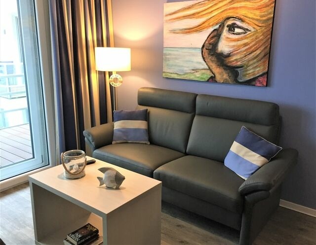Ferienwohnung in Eckernförde - Apartment 33 "Fördetraum" mit Sauna, Apartmenthaus Hafenspitze Blickrichtung offene See - Bild 4