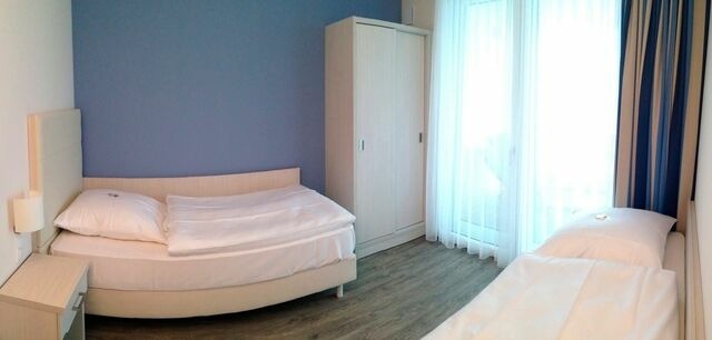 Ferienwohnung in Eckernförde - Apartment 33 "Fördetraum" mit Sauna, Apartmenthaus Hafenspitze Blickrichtung offene See - Bild 10