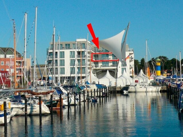 Ferienwohnung in Eckernförde - Apartment 33 "Fördetraum" mit Sauna, Apartmenthaus Hafenspitze Blickrichtung offene See - Bild 16