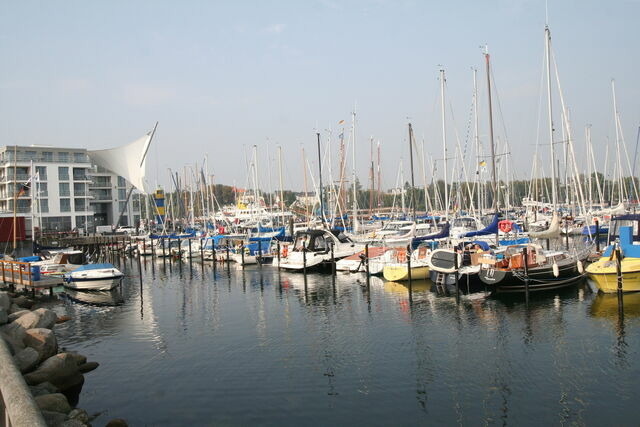 Ferienwohnung in Eckernf&ouml;rde - Apartment 38 "Skippers Topp", Apartmenthaus Hafenspitze,Blickrichtung Innenstadt/Binnenhafen - Bild 20