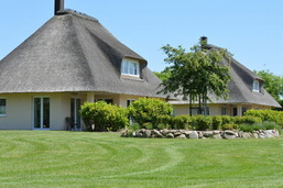 Reetdachhaus 2, inkl. 2 Parkpl&auml;tze