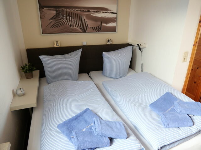 Bungalow in Hohenkirchen - direkt am Wasser ""Küstenperle"mit Meerblick und Sauna - Bild 24