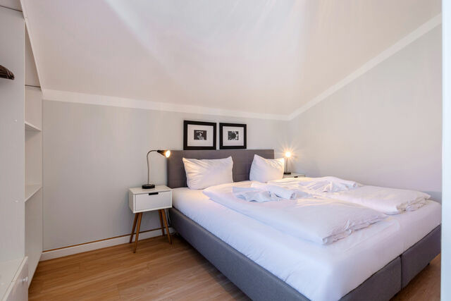 Ferienwohnung in Binz - Villa Iduna / Ferienwohnung No. 8 - 2. OG ohne Balkon - Bild 10