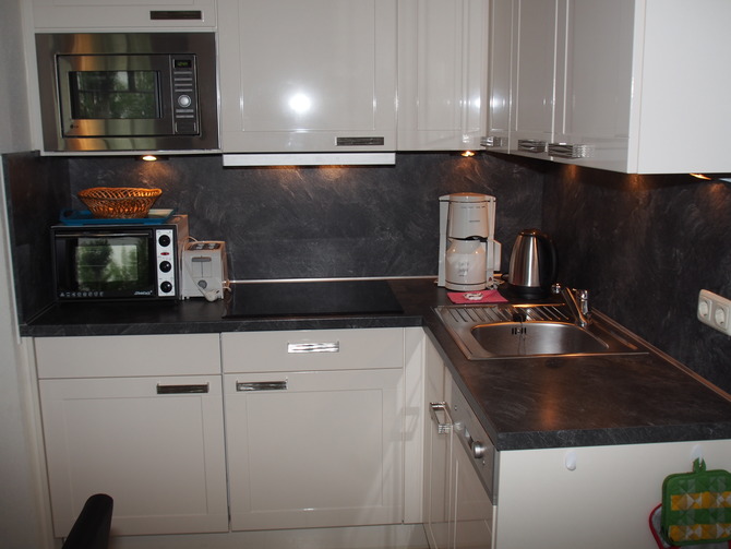Ferienwohnung in Kühlungsborn - Strandstraße 32 - Moderne Küche