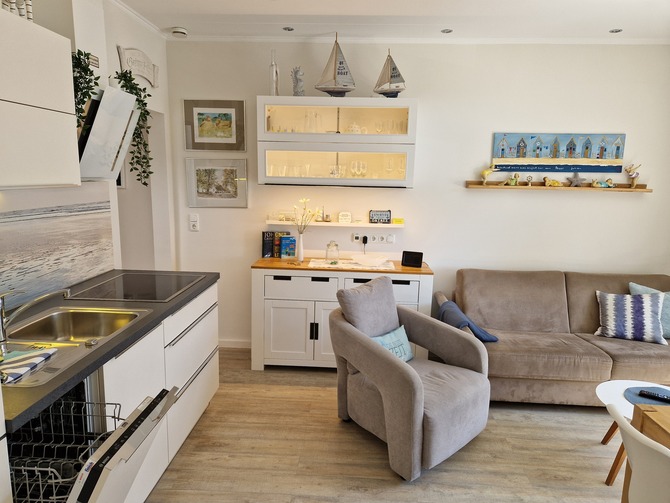 Ferienwohnung in Gr&ouml;mitz - Haus Solymar - Wohnbereich mit offener K&uuml;che, Klimaanlage