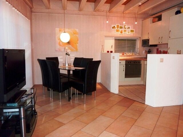 Ferienhaus in Lensterstrand - Ferienhaus Nr. 10 "Seeigel" - Bild 3