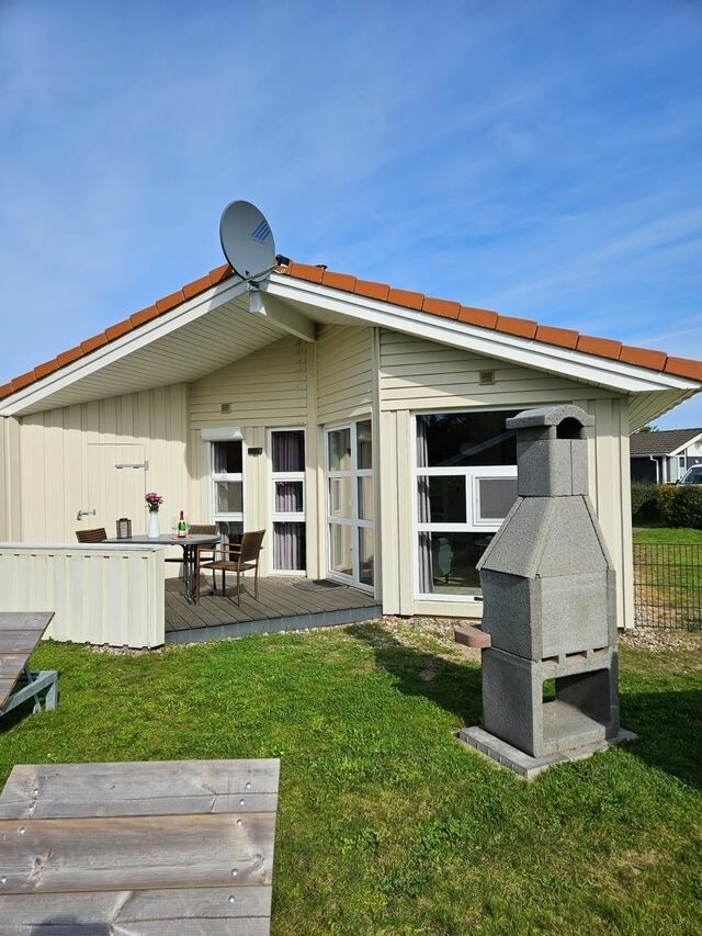 Ferienhaus in Lensterstrand - Kapit&auml;nshus-Strandpark 24 - Bild 2